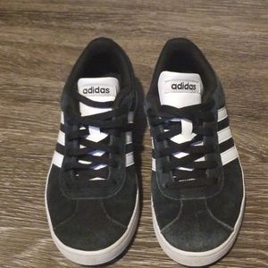 Adidas Youth VL Court 2.0 shoes Sz 2